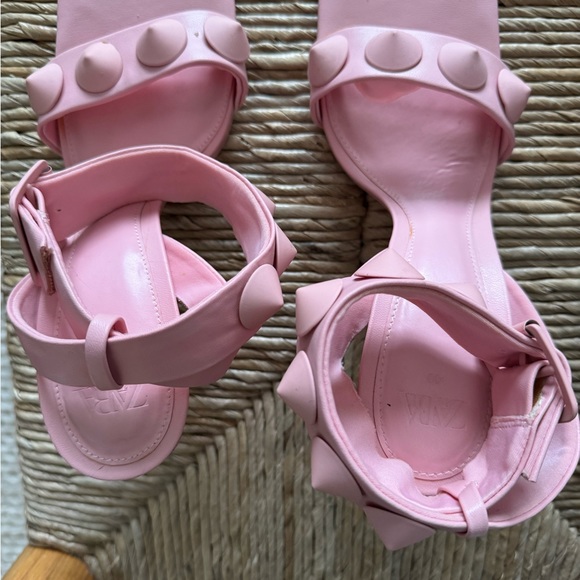 zara studded matte pink heels - Picture 2 of 4